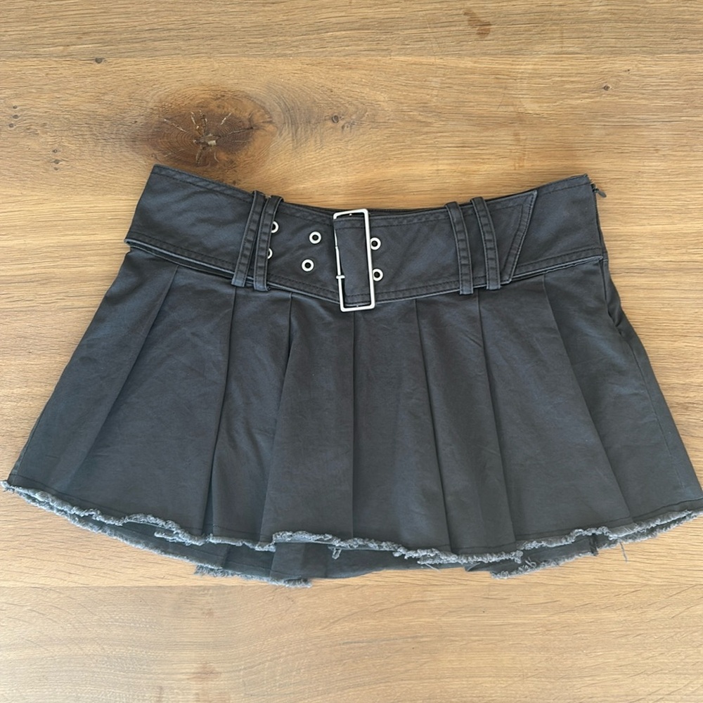 BDG Short Biker Skirt- EUC
